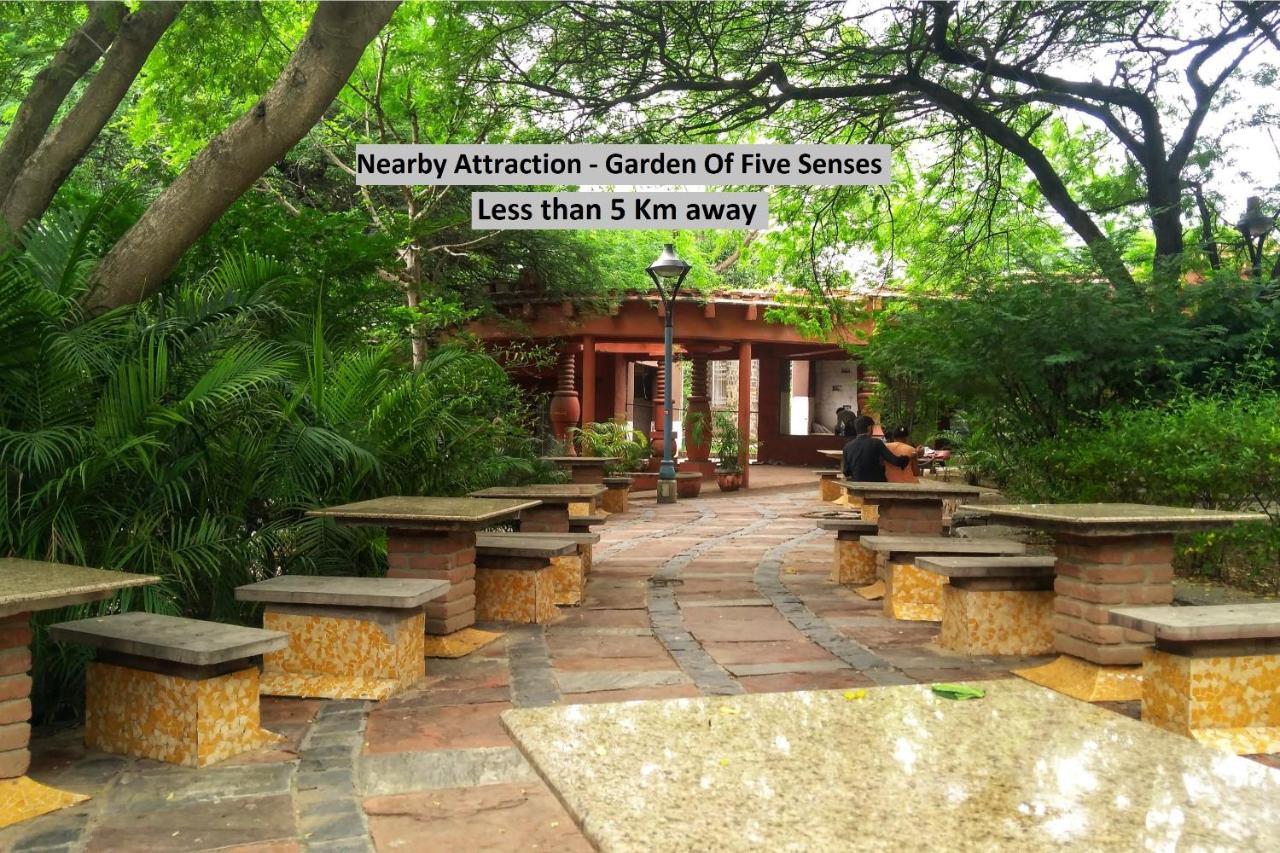 Oyo 62702 Golden Home Stay New Delhi Extérieur photo